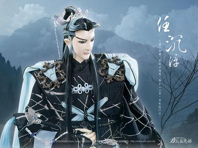 任沉浮