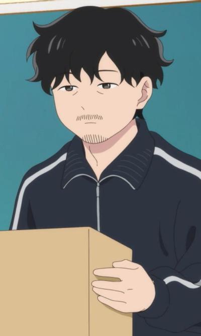 担任