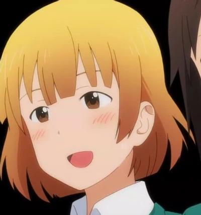 鈴谷桃香