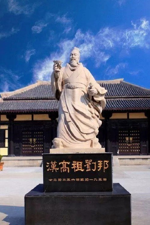千古龙飞地 封面