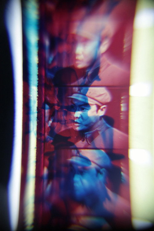 蓝色侵蚀 封面