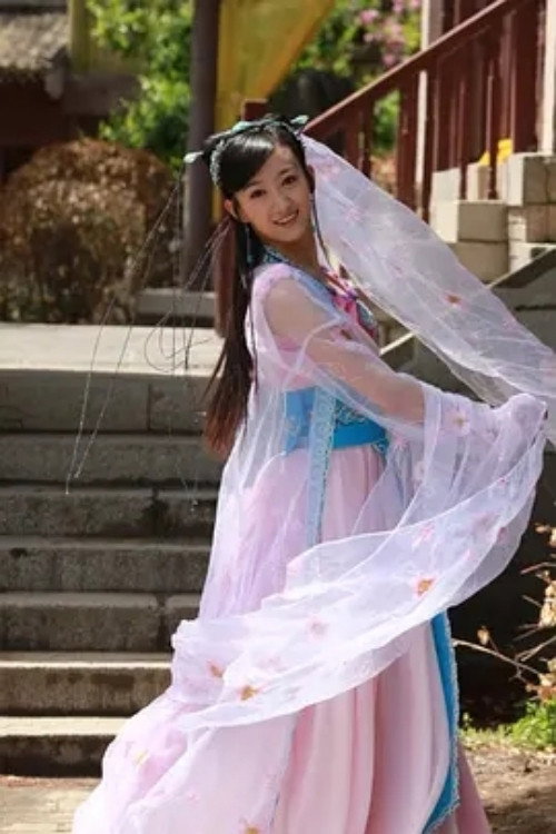 穿越时空之灵格格 封面